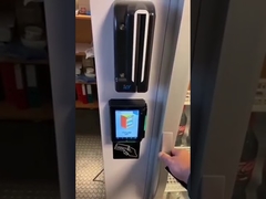 Máy bán đồ uống văn phòng màn hình 22 inch có hệ thống làm mát