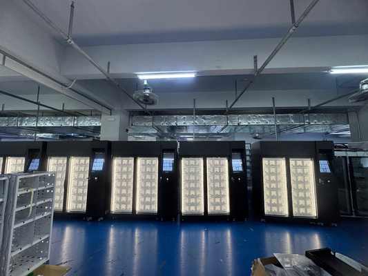 Máy bán hàng tự động tủ khóa màn hình cảm ứng 22 inch với 42 tủ khóa và hệ điều hành Android 11.1